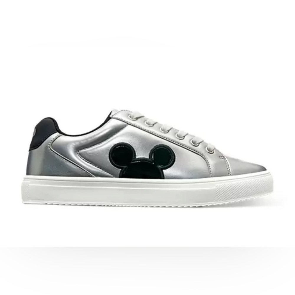 NWT Silver and Black Disney Mickey Logo Sneaker Size 7